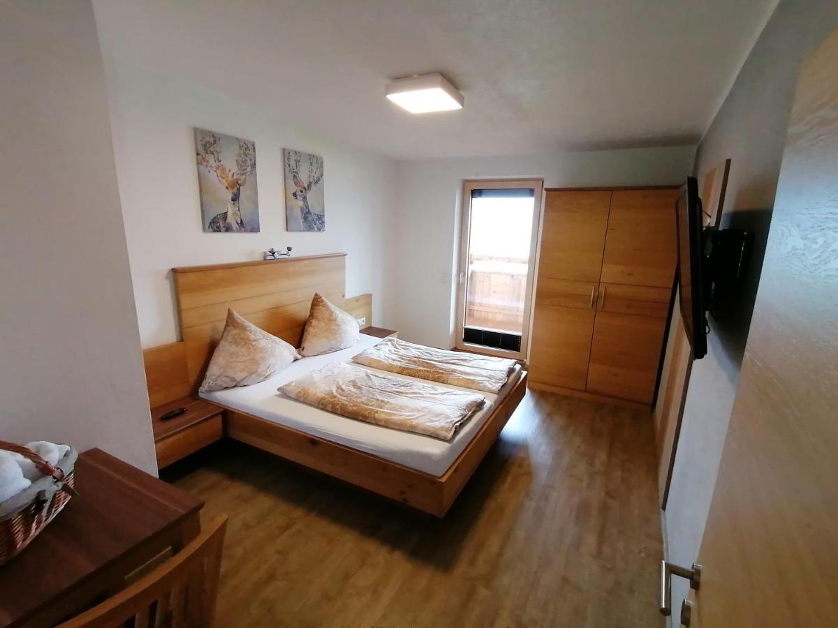 Ferienwohnung La-Wurm Hart im Zillertal Eksteriør bilde