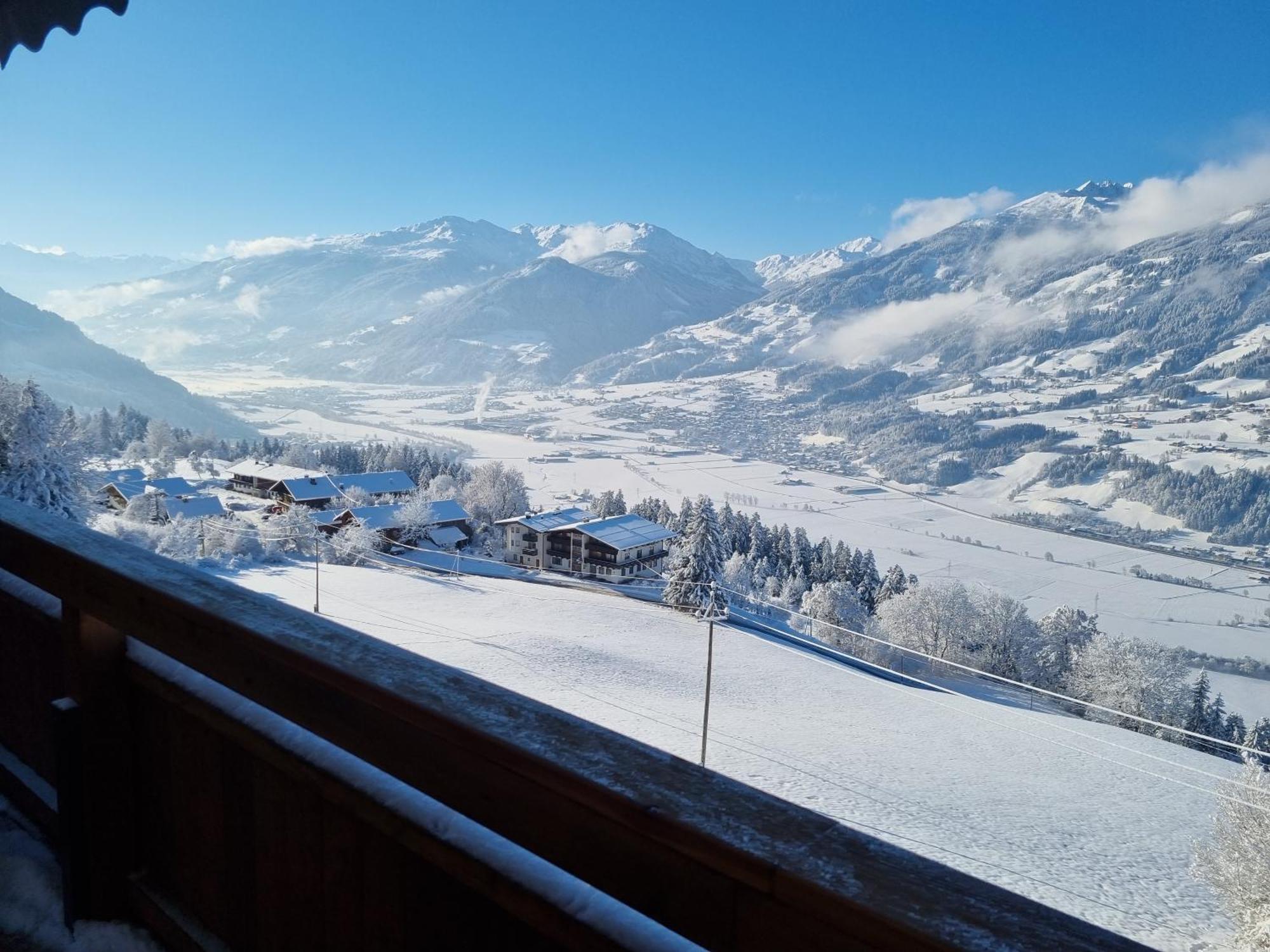 Ferienwohnung La-Wurm Hart im Zillertal Eksteriør bilde