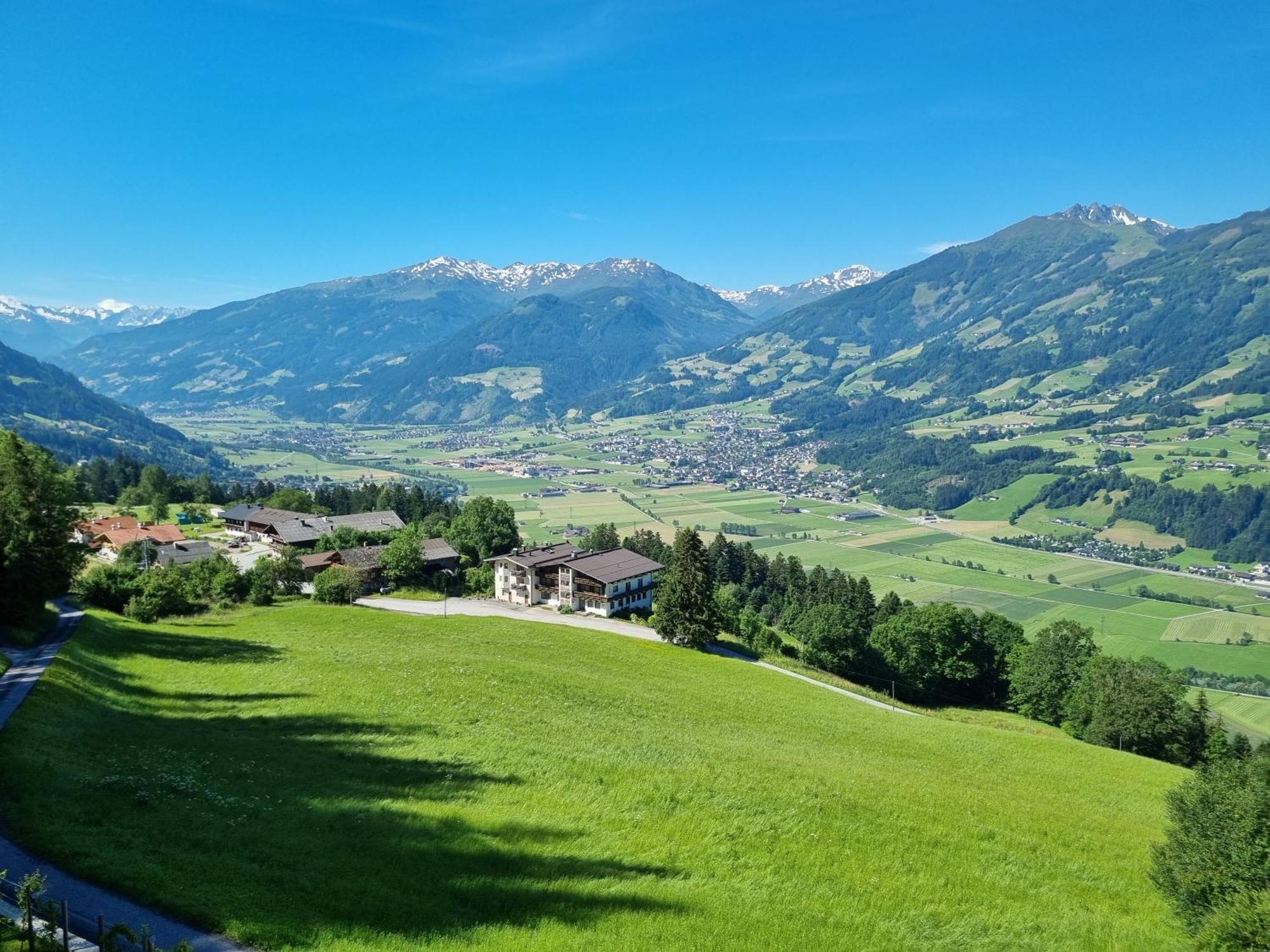 Ferienwohnung La-Wurm Hart im Zillertal Eksteriør bilde